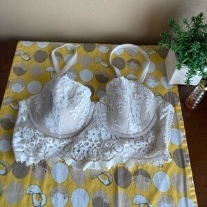 Victoria’s Secret Dream Angels Cream lacy balconet top